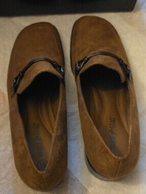 NWB White Stag Brown Suede Slip-On Taylor Loafers Size 8.5